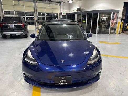 Used 2022 Tesla Model 3 Long Range AWD/4WD image 2