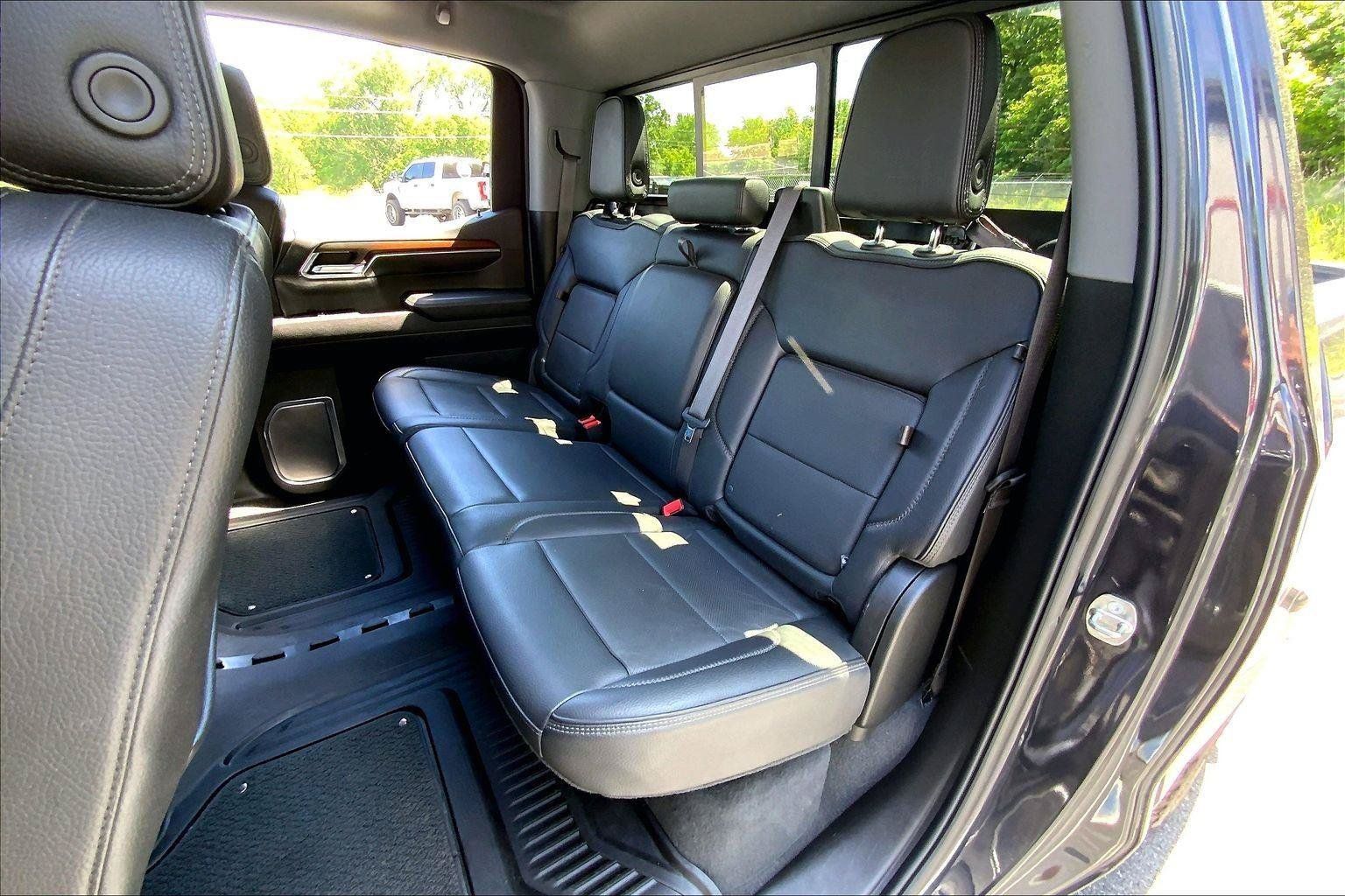 Used 2024 GMC Sierra 1500 Denali AWD/4WD image 25