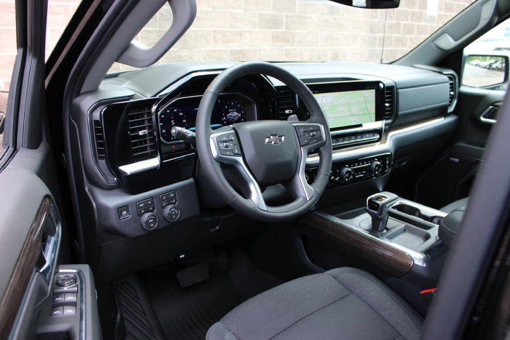 New 2026 Chevrolet Silverado 1500 RST w/ Safety Package AWD/4WD image 18