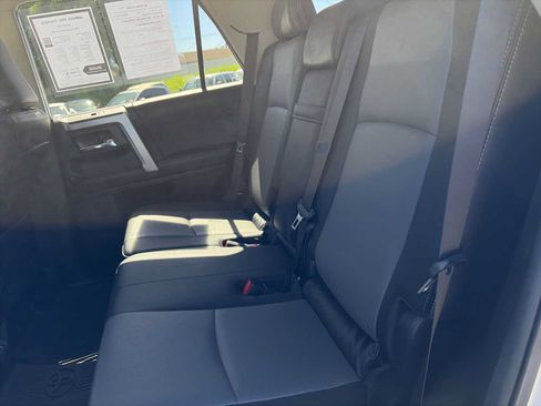 Used 2020 Toyota 4Runner SR5 Premium w/ Moonroof Package AWD/4WD image 24