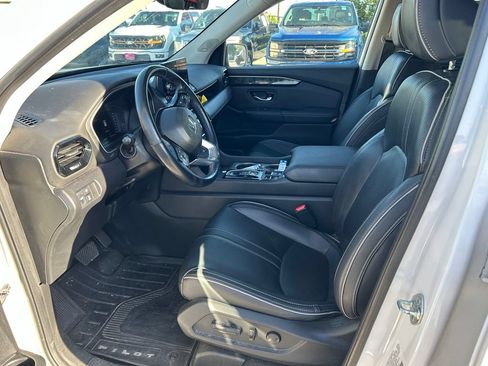 Used 2023 Honda Pilot Elite image 15