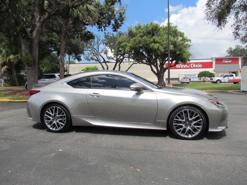 Used 2016 Lexus RC 200t RWD image 12