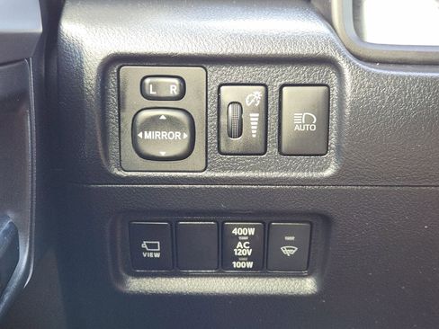 Used 2022 Toyota 4Runner Limited image 33