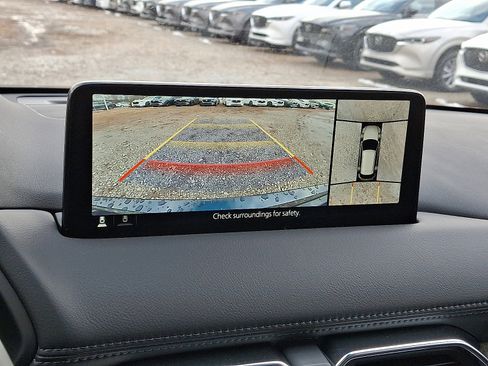 New 2025 MAZDA CX-5 Signature image 11