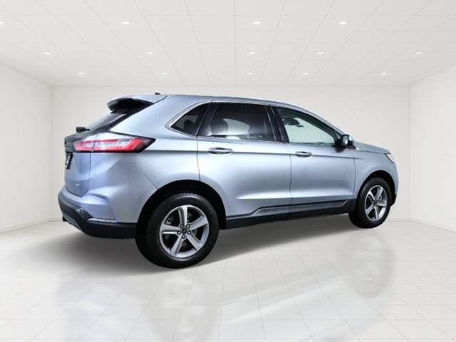 Certified 2024 Ford Edge SEL w/ Convenience Package AWD/4WD image 8