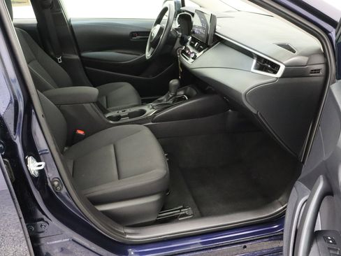 Used 2025 Toyota Corolla SE FWD image 33