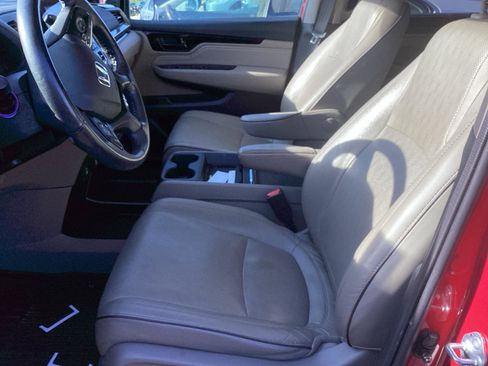 Used 2022 Honda Odyssey Elite image 8
