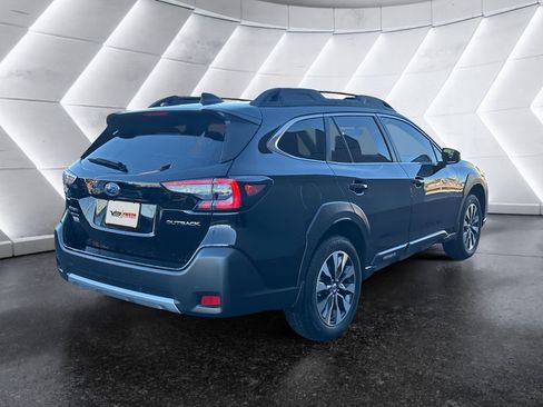 Used 2025 Subaru Outback Limited image 4
