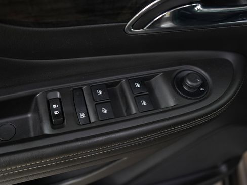 Used 2014 Buick Encore Convenience AWD/4WD image 19