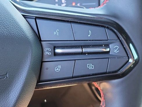 Used 2024 Chevrolet Traverse RS image 26