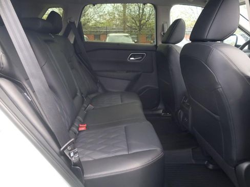 New 2026 Nissan Rogue Platinum AWD/4WD image 23