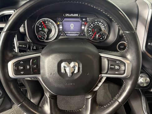 Used 2022 RAM 1500 Laramie AWD/4WD image 13