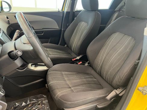 Used 2015 Chevrolet Sonic LT w/ LT Promotional Package FWD image 10