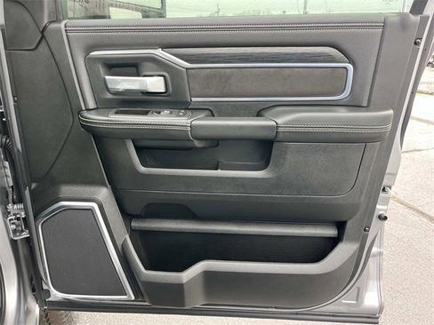 Used 2024 RAM 3500 Laramie w/ Night Edition image 28