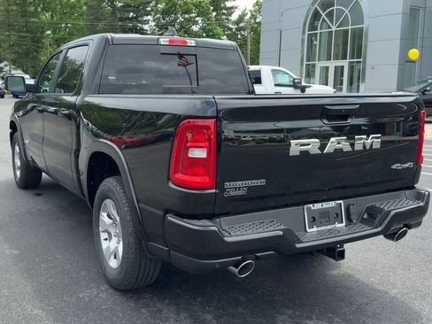 New 2026 RAM 1500 4x4 Crew Cab image 5