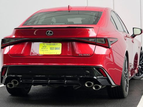 Used 2023 Lexus IS 500 RWD image 5
