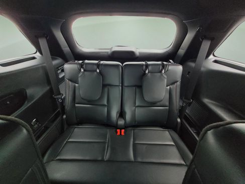 Used 2025 Ford Explorer ST image 17