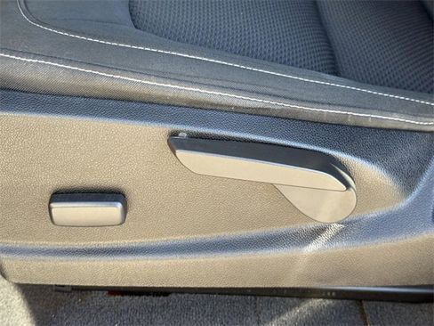 Used 2020 Chevrolet Colorado LT w/ Colorado RST Special Edition image 20