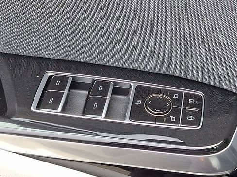 New 2026 Cadillac Escalade ESV Platinum Sport w/ LPO, ONYX Package image 17