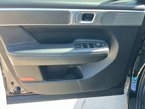 Used 2025 Hyundai Santa Fe SEL FWD image 10