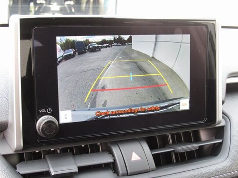 New 2025 Toyota RAV4 XLE w/ Convenience Package AWD/4WD image 33