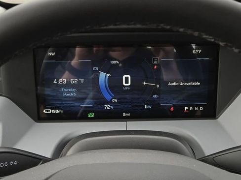 New 2027 Chevrolet Bolt RS w/ Technology Package FWD image 34