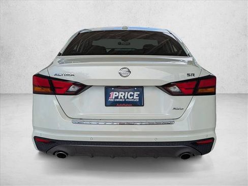 Used 2022 Nissan Altima 2.5 SR AWD/4WD image 7