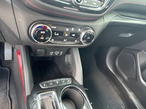 Used 2023 Chevrolet TrailBlazer RS w/ Convenience Package FWD image 22