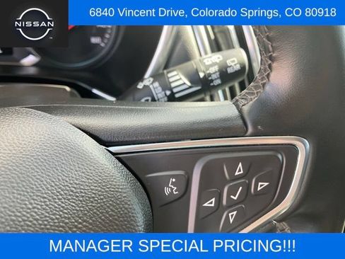 Used 2024 Chevrolet Equinox LT FWD image 21