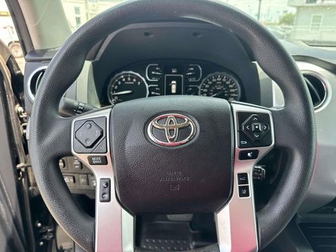 Used 2021 Toyota Tundra SR5 RWD image 32