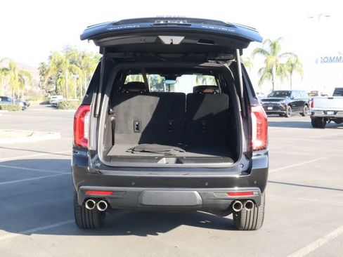 Used 2024 GMC Yukon XL Denali Ultimate AWD/4WD image 38