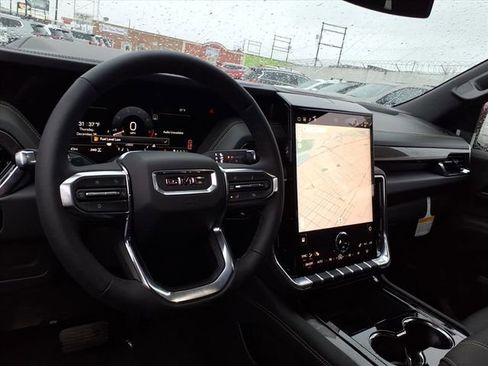 New 2026 GMC Yukon Elevation image 5