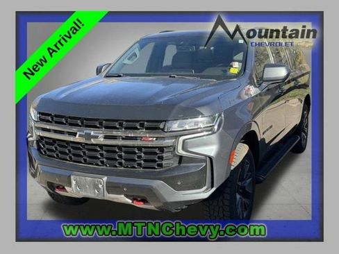 Used 2022 Chevrolet Suburban Z71 image 1