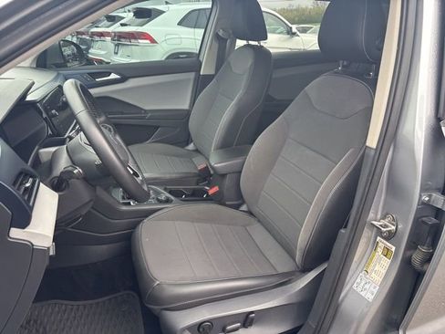 Used 2022 Volkswagen Taos SE AWD/4WD image 14