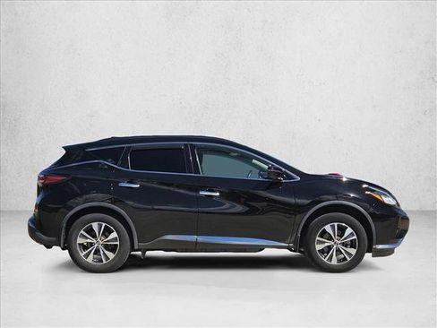 Used 2020 Nissan Murano SV w/ Premium Package FWD image 4
