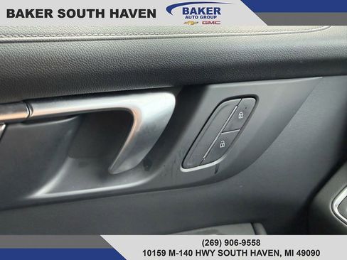 Used 2025 Buick Enclave Preferred image 22
