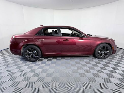 Used 2023 Chrysler 300 Touring w/ Sport Appearance Package image 8