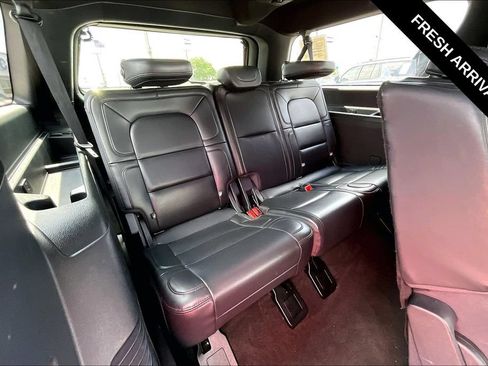 Used 2024 Lincoln Navigator L 4WD image 24