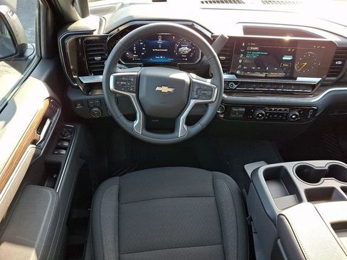 Certified 2026 Chevrolet Silverado 1500 LT w/ Z71 Off-Road Package AWD/4WD image 12