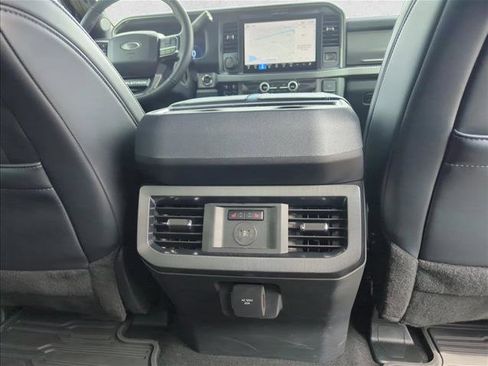 Used 2025 Ford F350 Platinum AWD/4WD image 19