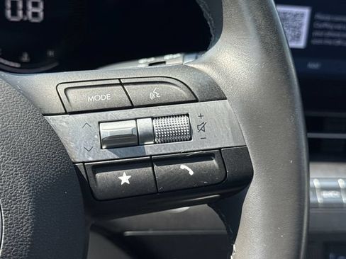 Used 2025 Hyundai Kona SEL AWD/4WD image 29