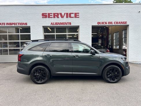 Used 2023 Kia Sorento S w/ Panoramic Sunroof Package AWD/4WD image 8