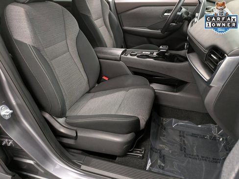 Used 2021 Nissan Rogue SV image 31