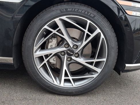 Certified 2023 Genesis G90 3.5T AWD/4WD image 8