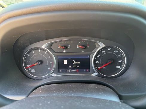 Used 2021 GMC Acadia SLT w/ Premium Package image 8