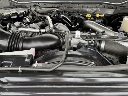 Used 2017 Ford F250 XLT image 10