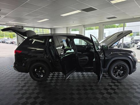 New 2026 Volkswagen Atlas Peak Edition AWD/4WD image 15