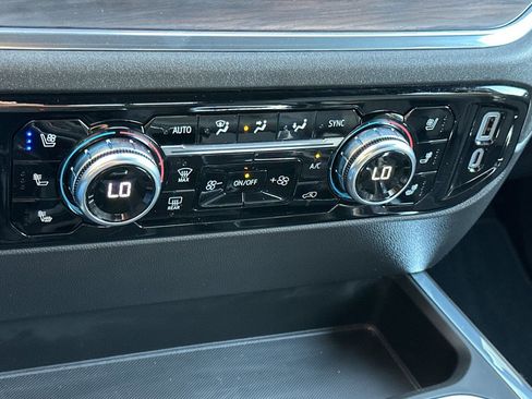 Certified 2025 GMC Sierra 1500 SLT w/ SLT Premium Package image 21