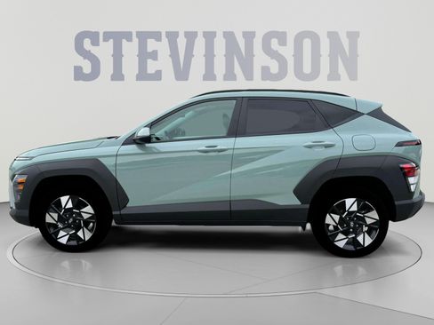 Used 2025 Hyundai Kona SEL AWD/4WD image 3