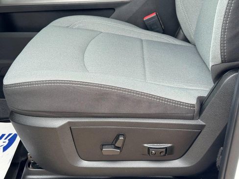 Used 2022 RAM 2500 Big Horn w/ Level A Equipment Group image 26